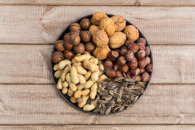 天貓、蘇寧零食寄到英國